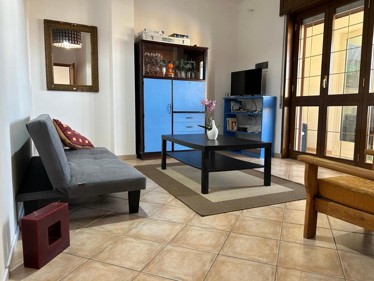 Salento Casa Vacanza Il Focolare Torchiarolo Kültér fotó