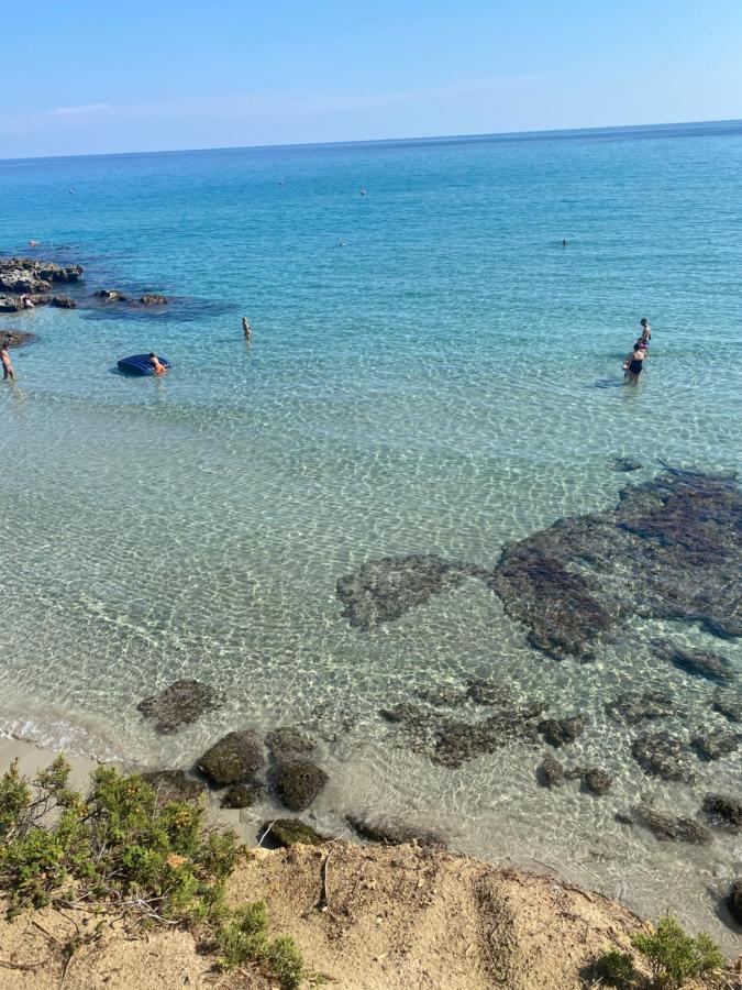 Salento Casa Vacanza Il Focolare Torchiarolo Kültér fotó